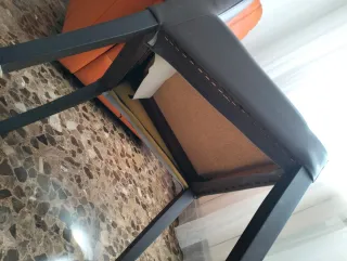 2 Sillas Polipiel Marrón Oscuro, también separadas