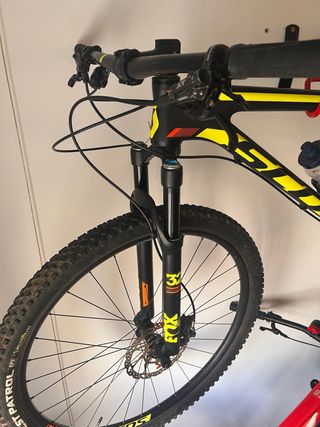 Vendo o cambio Bicicleta Scott Scale 930 Carbono