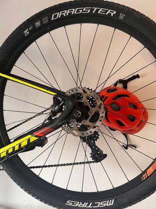 Vendo o cambio Bicicleta Scott Scale 930 Carbono