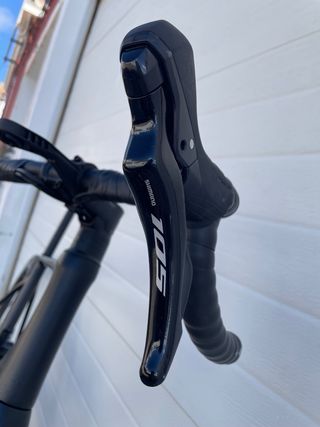 Se vende Cube Attain C62 Race por falta de uso.