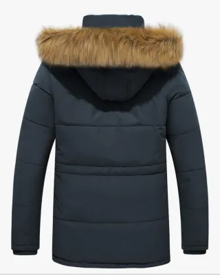 Chaquetón gris con capucha y pelo