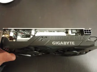 Gigabyte GTX 1650 Tarjeta Gráfica