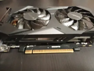 Gigabyte GTX 1650 Tarjeta Gráfica