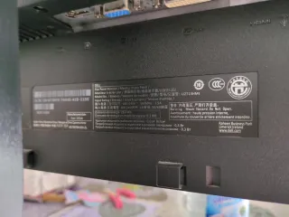 Monitor Dell UltraSharp U2713HM 27 QHD IPS