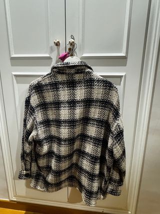 Sobrecamisa Zara cuadros beige y negro