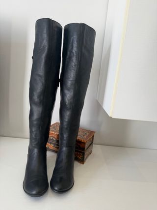 Stivali alti vera pelle n. 37