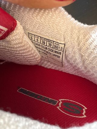 Tenis Skechers Blanco y Rojo
