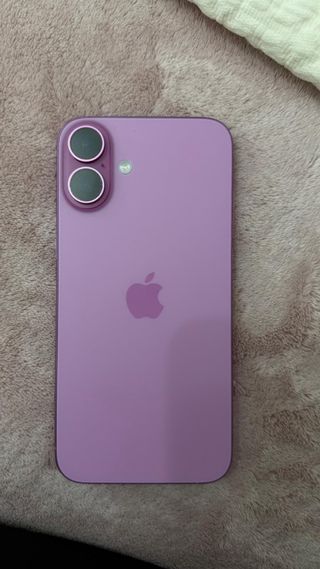 iPhone 16 plus 256 gb 93% bateria