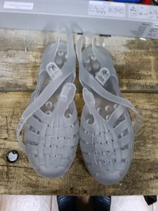 Sandalias transparentes unisex