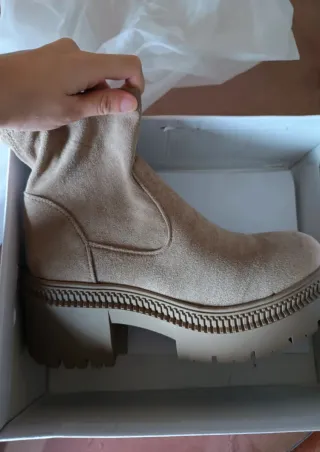 Botines beige sin estrenar Talla 38