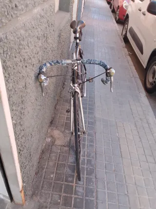 Bicicleta de carretera para paseos