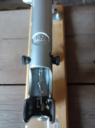 Abrebotellas Pared Boj Madera Metal