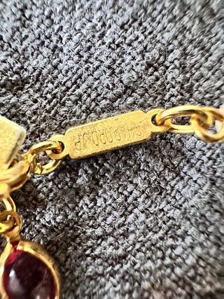 Collar chapado oro perlas y piedras moradas