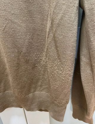 Jersey Calvin Klein cuello pico marrón