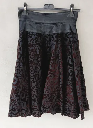 Gonna media larga donna, tg S, nera vintage