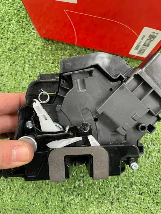 Cerradura Puerta Ford Focus MK2