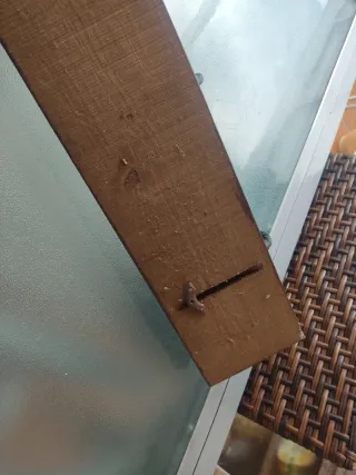 Colgador de pared madera y metal