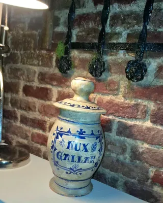 Tarro farmacia antiguo NUX GALLAR
