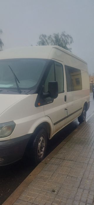 Se hacen todo tipo de portes y mudanzas.