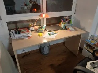 Escritorio de madera