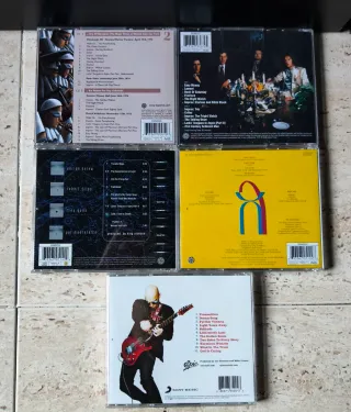 Lote 5 CDs: 4 King Crimson y 1 de Joe Satriani