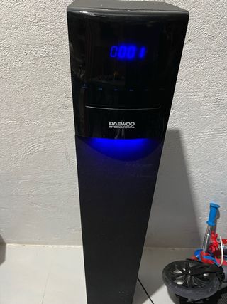 Torre de Sonido Daewoo Negra