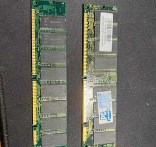 2 Ram 256 l’uno +intel pentium