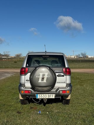 Nissan Terrano II 2001
