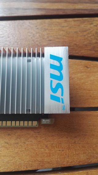 Tarjeta Gráfica HDMI DVI Bajo Perfil