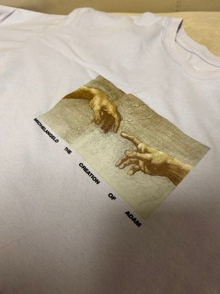 Camiseta Pull&Bear Creación de Adán