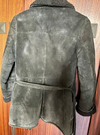 Chaqueta MNG de serraje negra estilo vintage