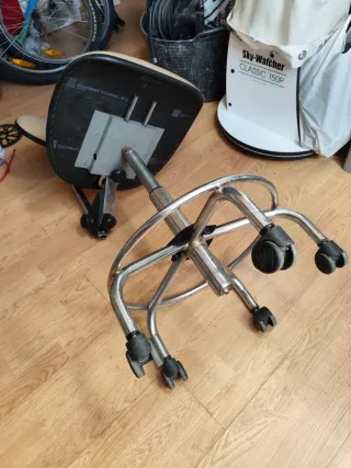 Silla de dibujo con ruedas