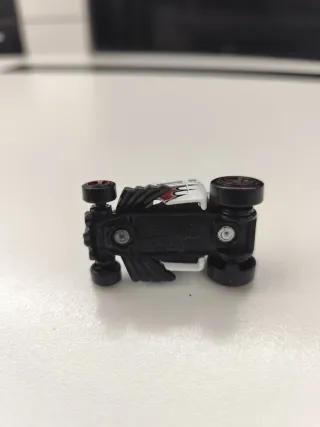 Coche Hot Wheels Skull Shaker