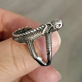 Anillo Diseño Lagarto Plata