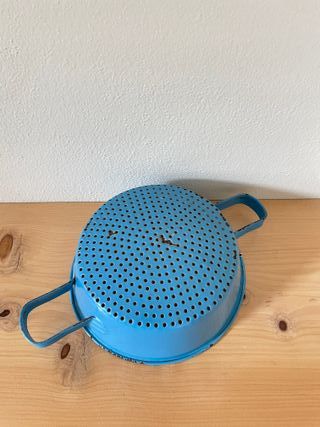 Scolapasta vintage azzurro metallo smaltato