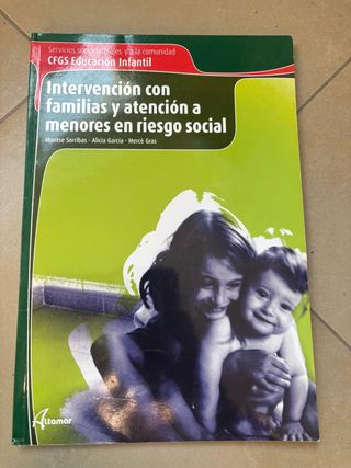 Libro Intervención con familias y menores