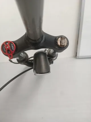 Horquilla de bicicleta P28Y2655