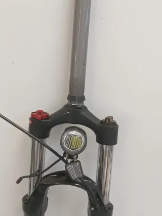 Horquilla de bicicleta P28Y2655