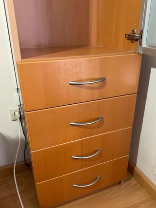 Armario alto con cajones