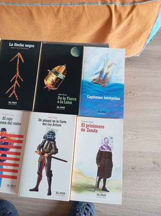 Lote de 14 títulos ,el País aventuras