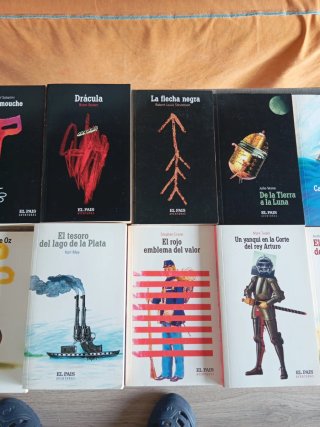 Lote de 14 títulos ,el País aventuras