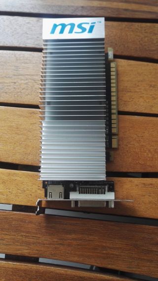 Tarjeta Gráfica MSI HDMI DVI Bajo Perfil