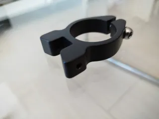 Abrazadera sillín para portabultos