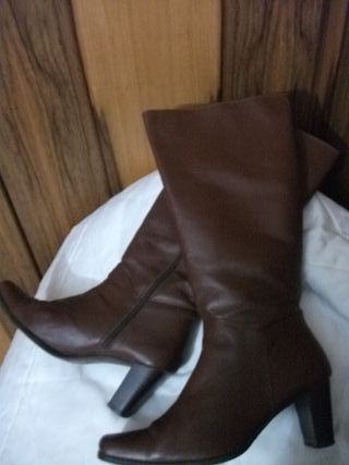 LOTE X 30€. Zapatos mujer, 25 pares, del 35 al 38