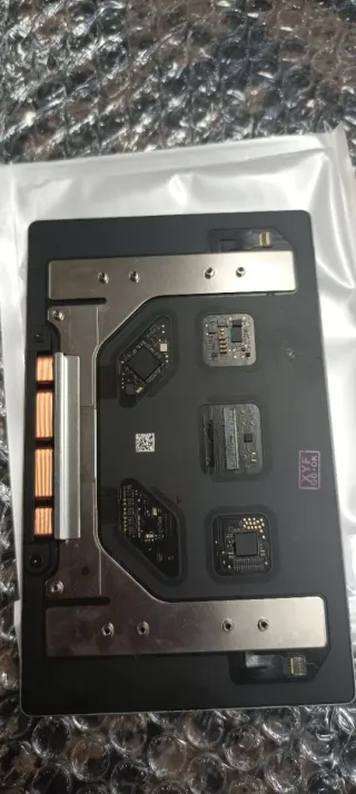 Trackpad MacBook Pro A1989 Gris Espacial