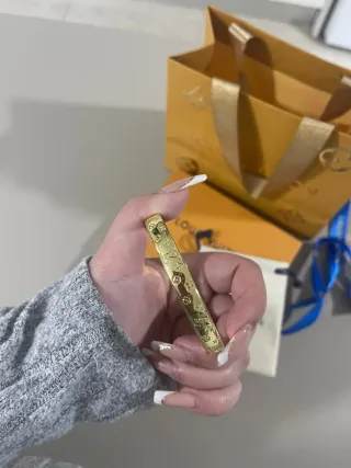 Pulsera Louis Vuitton Dorada