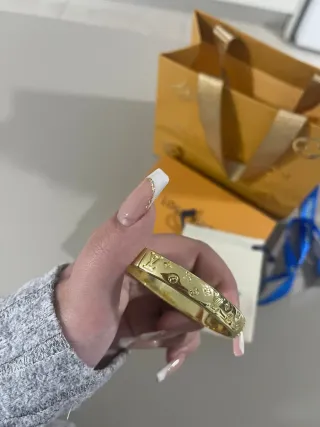 Pulsera Louis Vuitton Dorada