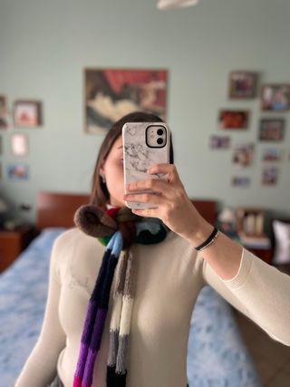 Sciarpa arcobaleno fatta a mano