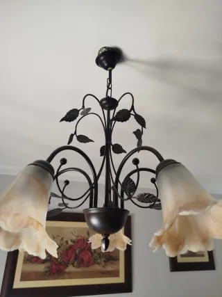 Lámpara de techo de cristal y metal