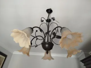 Lámpara de techo de cristal y metal